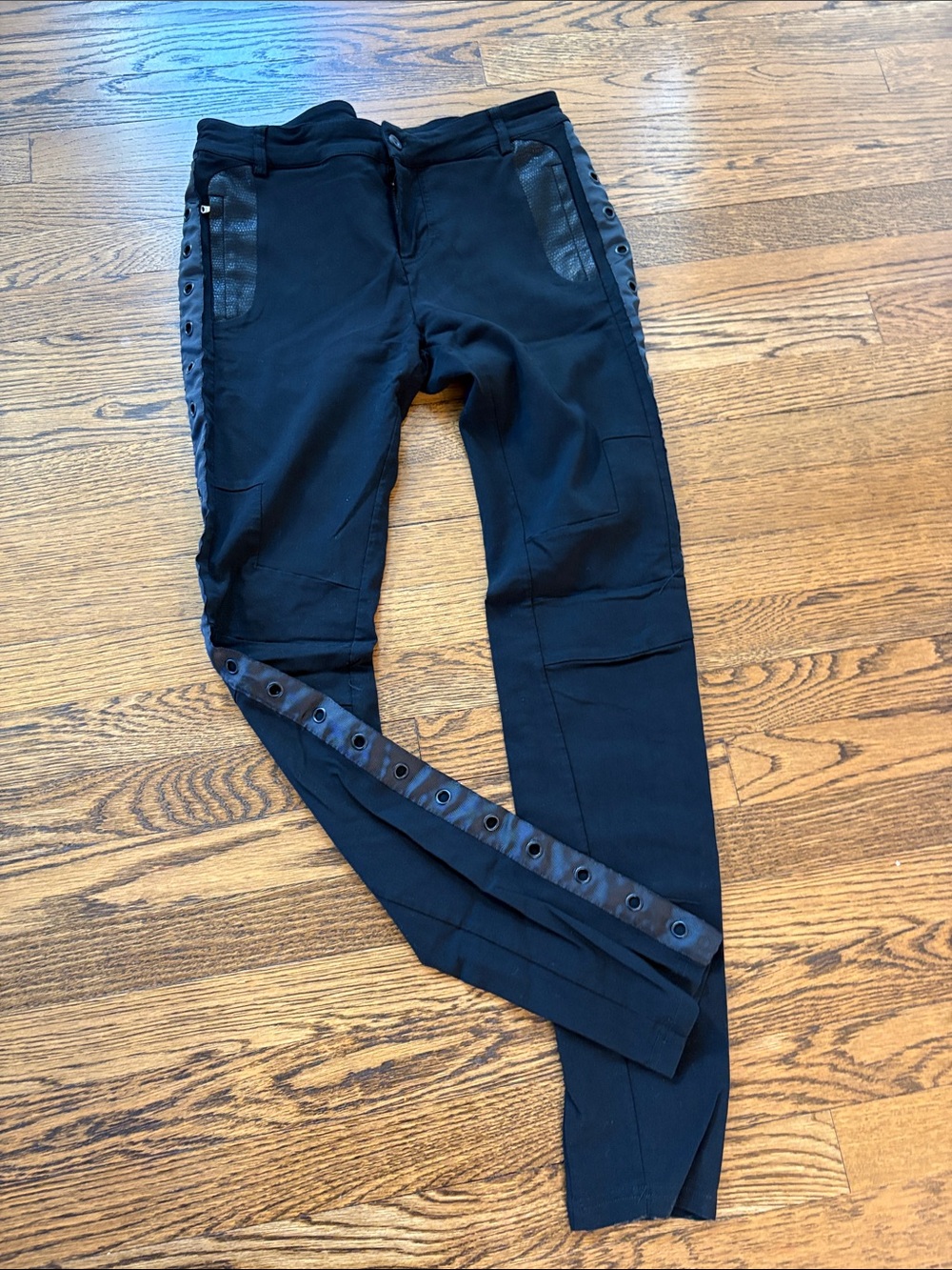 Nu Denmark Women’s Black Eyelet-Trim Skinny Jeans, groomers, detail, EU40 (8/10)